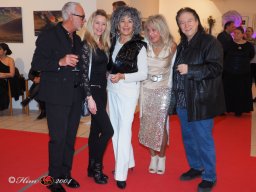 Fashion Show in der Contemplor Galerie Wien am 16. 03. 2024